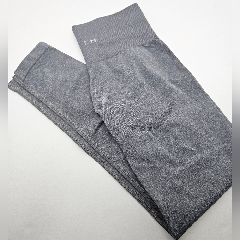 Women's NVGTN Leggings (lot of 2)